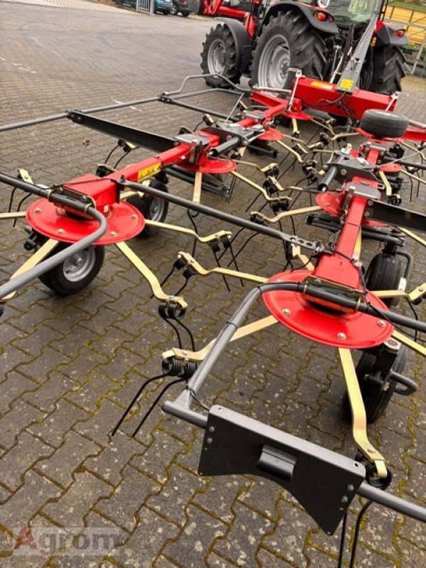 Massey Ferguson TD 1008 TR-HYDRO - Heuwender/ Wenderechen: das Bild 5 Massey Ferguson TD 1008 TR-HYDRO - Heuwender/ Wenderechen: das Bild 5