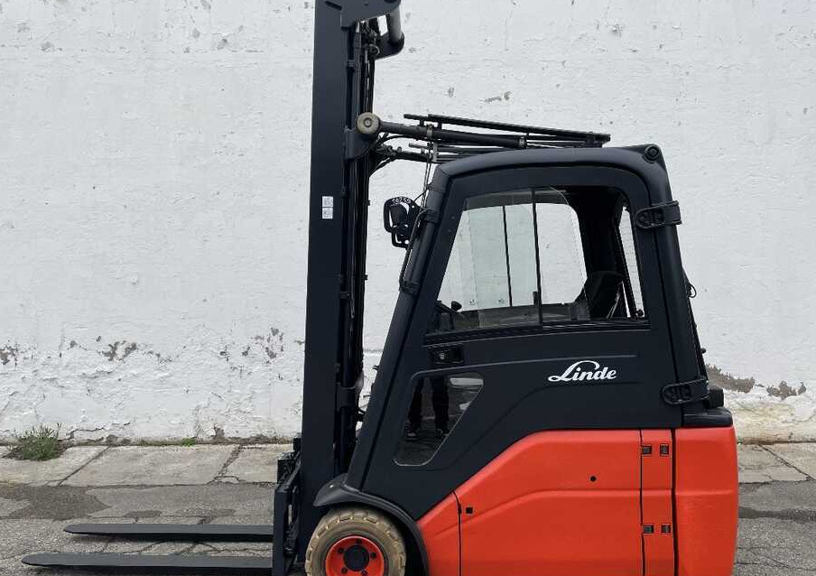 Linde E 18 L-01/386 (batt. NUOVA) - Elektrostapler: das Bild 2 Linde E 18 L-01/386 (batt. NUOVA) - Elektrostapler: das Bild 2