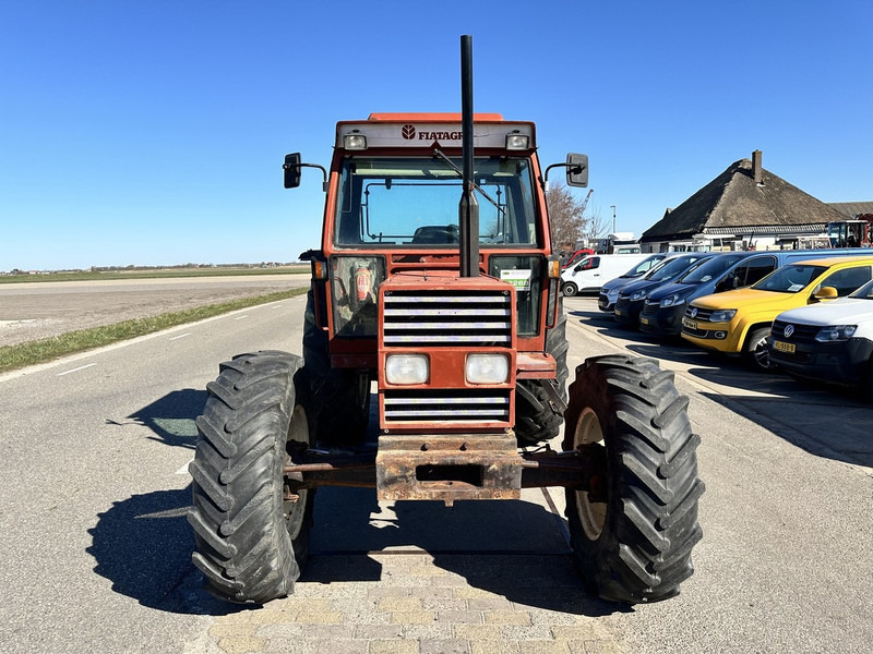 Fiat 110-90 DT - Traktor: das Bild 2 Fiat 110-90 DT - Traktor: das Bild 2