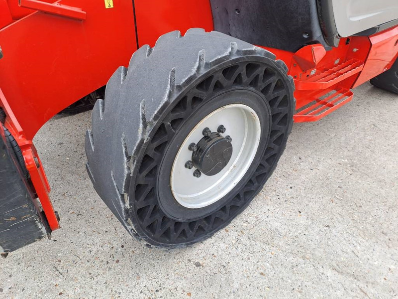 Teleskoplader Manitou MT 1840 - HD Forks: das Bild 8 Teleskoplader Manitou MT 1840 - HD Forks: das Bild 8