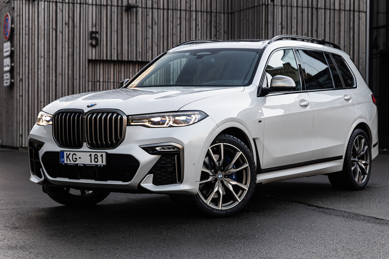 BMW X7 M50D X Drive M package, 6 seats - PKW: das Bild 4 BMW X7 M50D X Drive M package, 6 seats - PKW: das Bild 4