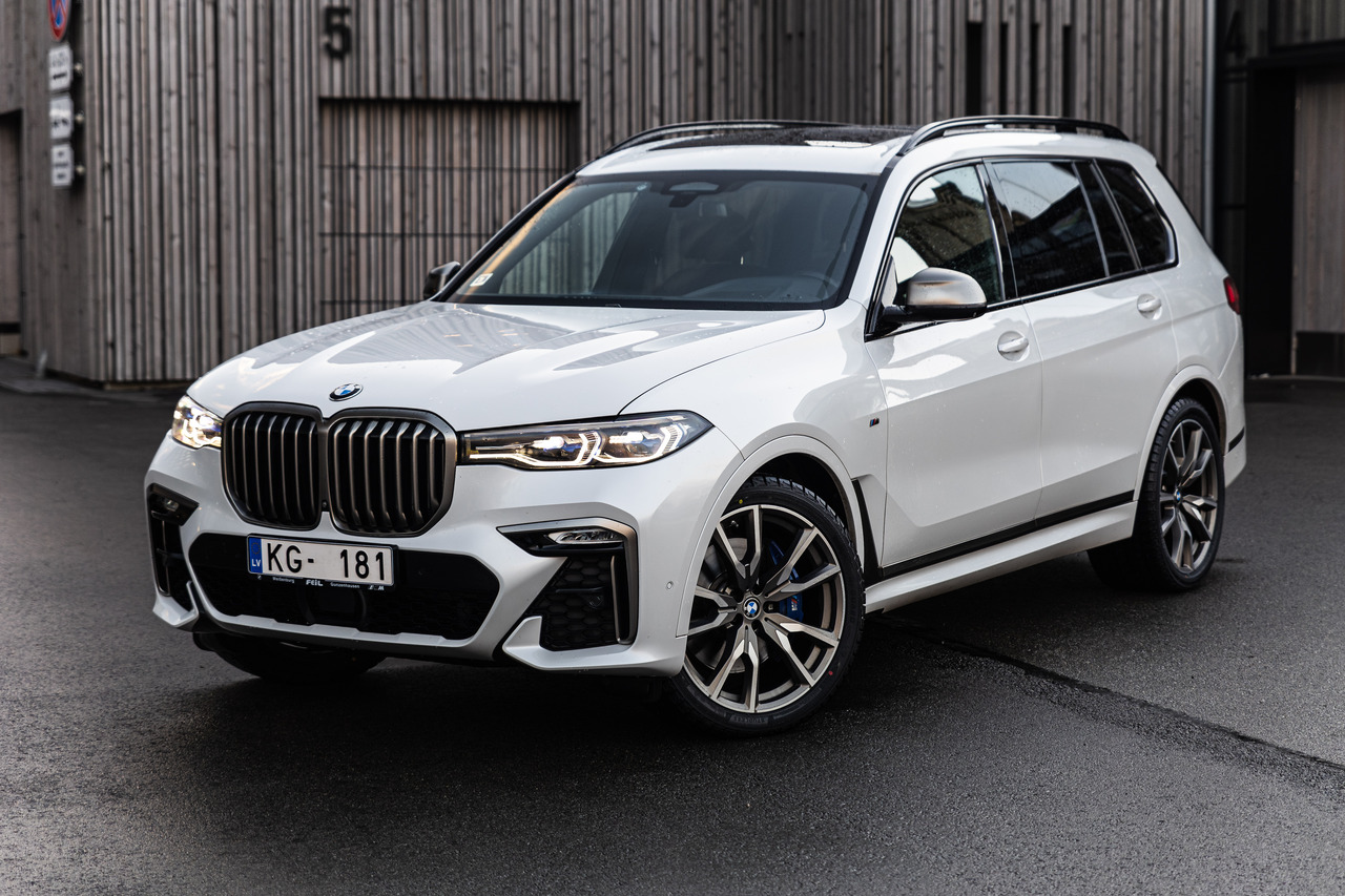BMW X7 M50D X Drive M package, 6 seats - PKW: das Bild 1 BMW X7 M50D X Drive M package, 6 seats - PKW: das Bild 1