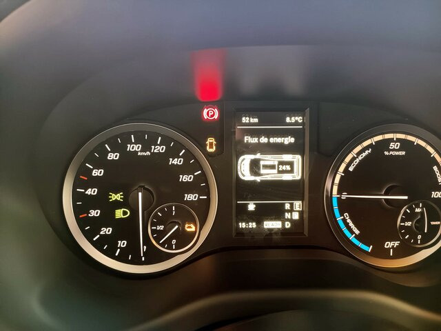 MERCEDES-BENZ Vito Kasten eVito 112 KA/FWD PARK+CLIMA... - Kleintransporter, Elektro-Transporter: das Bild 3 MERCEDES-BENZ Vito Kasten eVito 112 KA/FWD PARK+CLIMA... - Kleintransporter, Elektro-Transporter: das Bild 3