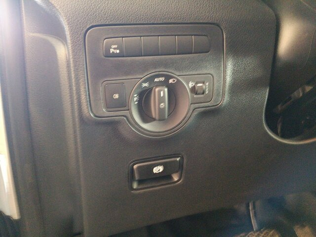 MERCEDES-BENZ Vito Kasten eVito 112 KA/FWD PARK+CLIMA... - Kleintransporter, Elektro-Transporter: das Bild 5 MERCEDES-BENZ Vito Kasten eVito 112 KA/FWD PARK+CLIMA... - Kleintransporter, Elektro-Transporter: das Bild 5