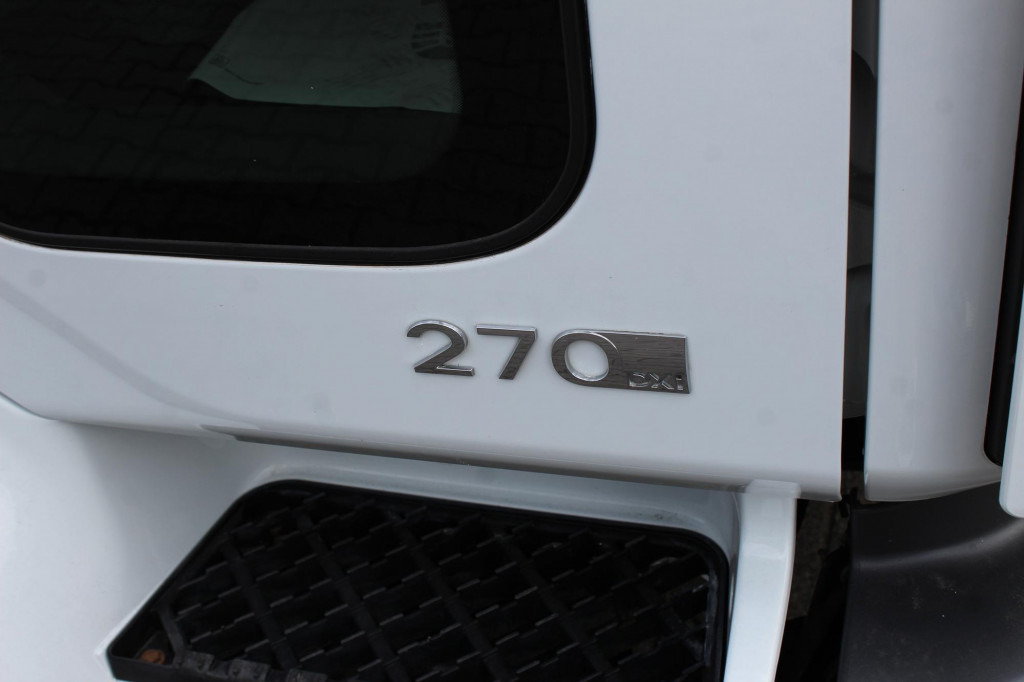 Renault Midlum 220 E5 CS 850 MT Strom Tür+LBW FRC - LKW: das Bild 5 Renault Midlum 220 E5 CS 850 MT Strom Tür+LBW FRC - LKW: das Bild 5