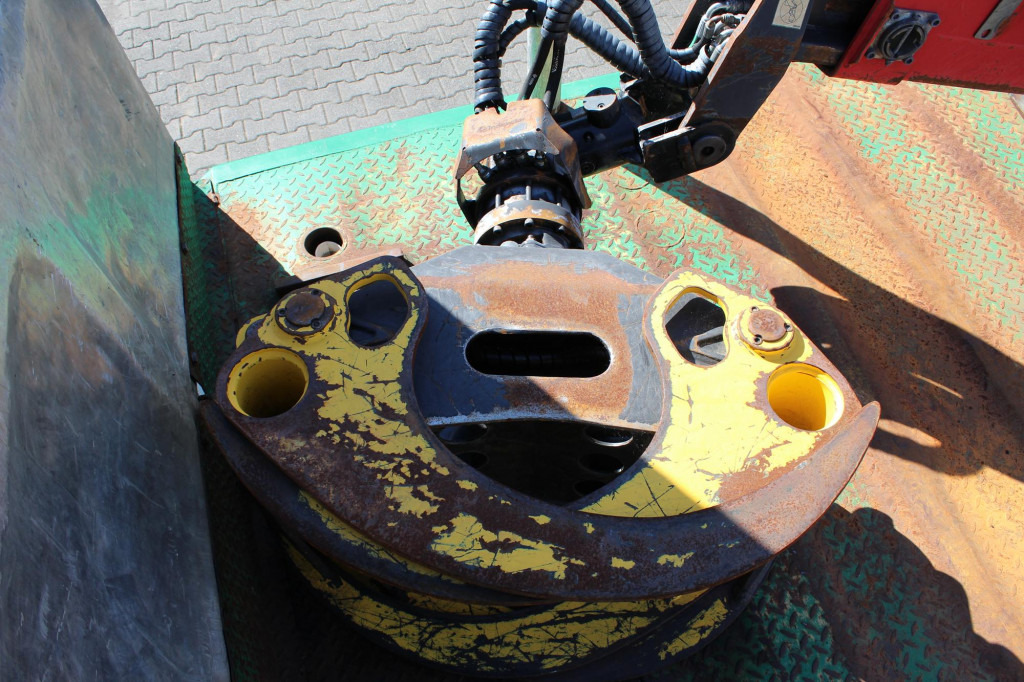 Holztransporter, Autokran MAN TGX 33.560 D38Motor 6x4 Intarder KESLA-Holzkran: das Bild 15 Holztransporter, Autokran MAN TGX 33.560 D38Motor 6x4 Intarder KESLA-Holzkran: das Bild 15