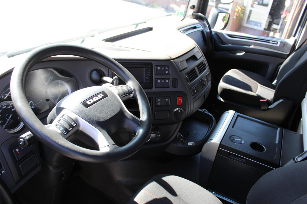 Daf XF 530 SC Retarder ACC LDWS Kühlbox Vollspoiler - Sattelzugmaschine: das Bild 5 Daf XF 530 SC Retarder ACC LDWS Kühlbox Vollspoiler - Sattelzugmaschine: das Bild 5