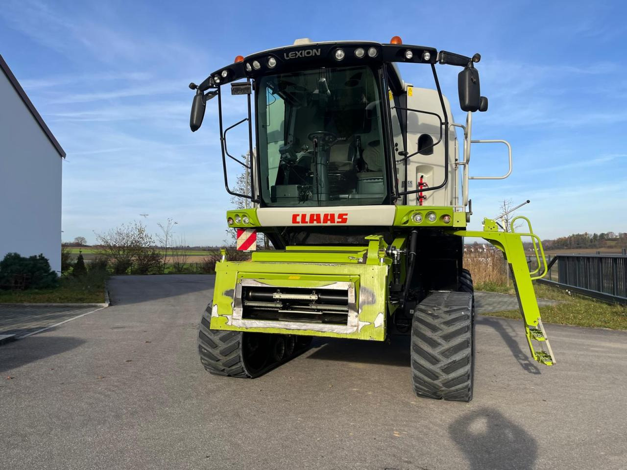 CLAAS Lexion 760TT mt SW V900, 3D, Laserpilot, APS - Mähdrescher: das Bild 4 CLAAS Lexion 760TT mt SW V900, 3D, Laserpilot, APS - Mähdrescher: das Bild 4