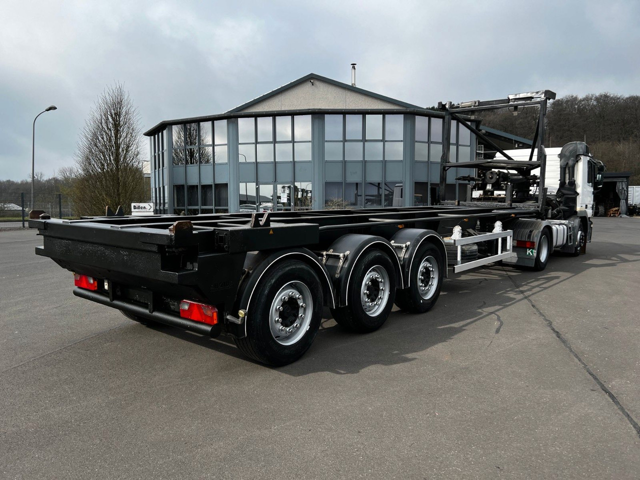 H&W 3- Achs Auflieger für Presscontainer H&W 3- Achs Auflieger für Presscontainer - Container/ Wechselfahrgestell Auflieger: das Bild 1 H&W 3- Achs Auflieger für Presscontainer H&W 3- Achs Auflieger für Presscontainer - Container/ Wechselfahrgestell Auflieger: das Bild 1