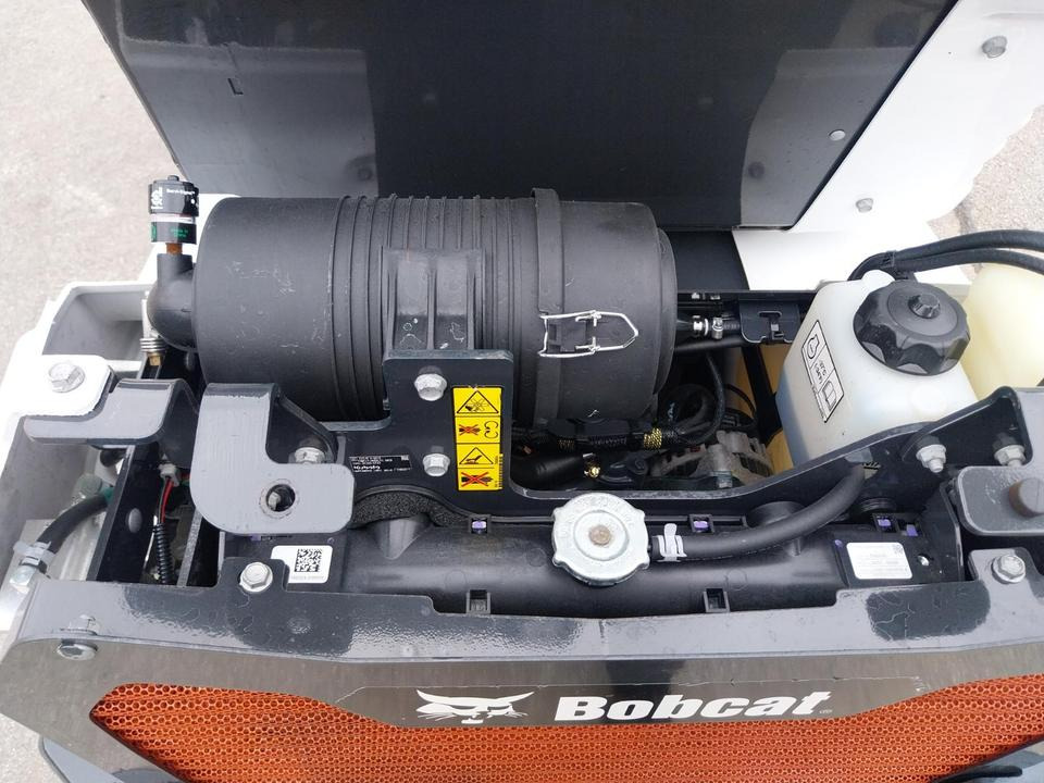 Bobcat L 28 Radlader Teleskoplader Hoflader Lader - Hoflader: das Bild 5 Bobcat L 28 Radlader Teleskoplader Hoflader Lader - Hoflader: das Bild 5