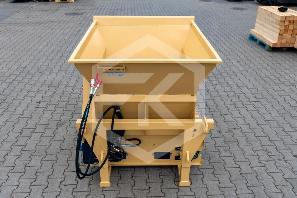 Einstreugerät Futterverteilgerät Liegeboxen Frontlader Hoflader - Fütterungstechnik: das Bild 3 Einstreugerät Futterverteilgerät Liegeboxen Frontlader Hoflader - Fütterungstechnik: das Bild 3