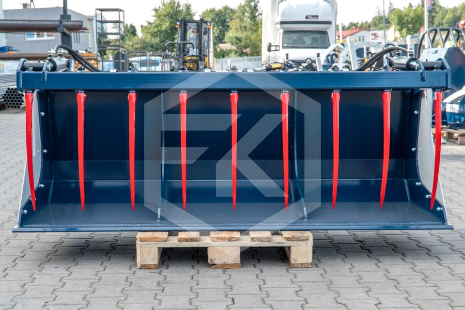 Krokodilschaufel Greifschaufel Frontlader Hoflader Euro - Ladeschaufel: das Bild 2 Krokodilschaufel Greifschaufel Frontlader Hoflader Euro - Ladeschaufel: das Bild 2