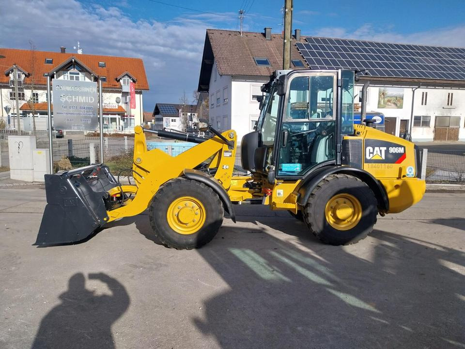 Radlader Cat 906M 908 907 Hoflader Lader Schaufellader - Radlader: das Bild 1 Radlader Cat 906M 908 907 Hoflader Lader Schaufellader - Radlader: das Bild 1