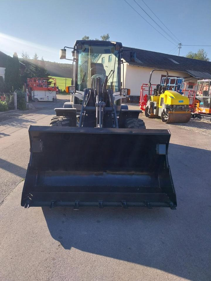 Radlader Terex TL 80 Schaeff Yanmar Hoflader Lader Schaufellader - Hoflader: das Bild 2 Radlader Terex TL 80 Schaeff Yanmar Hoflader Lader Schaufellader - Hoflader: das Bild 2