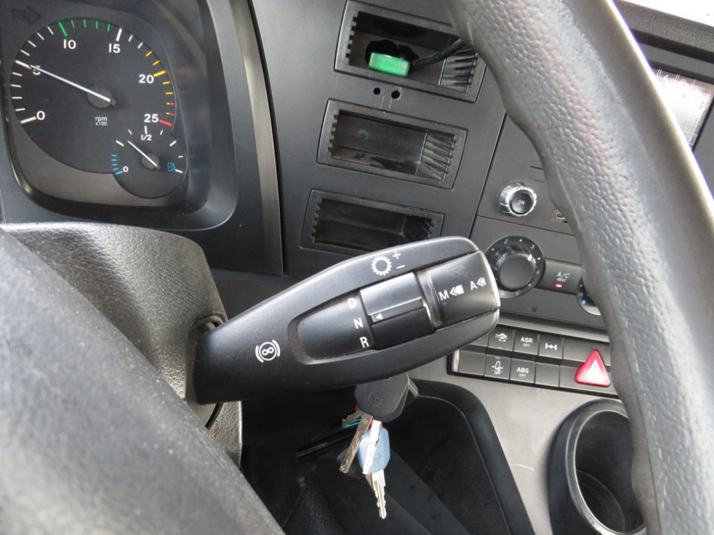 MERCEDES-BENZ Actros 1840 K 4x2 Absetzkipper Euro 6 - Absetzkipper: das Bild 2 MERCEDES-BENZ Actros 1840 K 4x2 Absetzkipper Euro 6 - Absetzkipper: das Bild 2