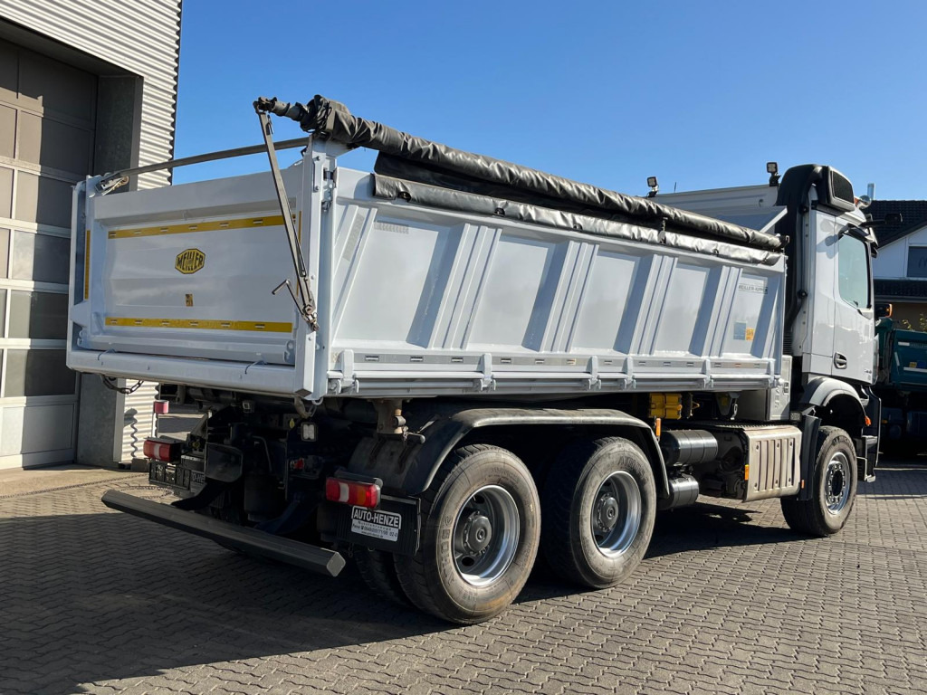 Kipper MERCEDES-BENZ Arocs 2645 K 6x4 3-Achs Kipper gr. Meiller Bordmatik 2 Stempel: das Bild 8 Kipper MERCEDES-BENZ Arocs 2645 K 6x4 3-Achs Kipper gr. Meiller Bordmatik 2 Stempel: das Bild 8