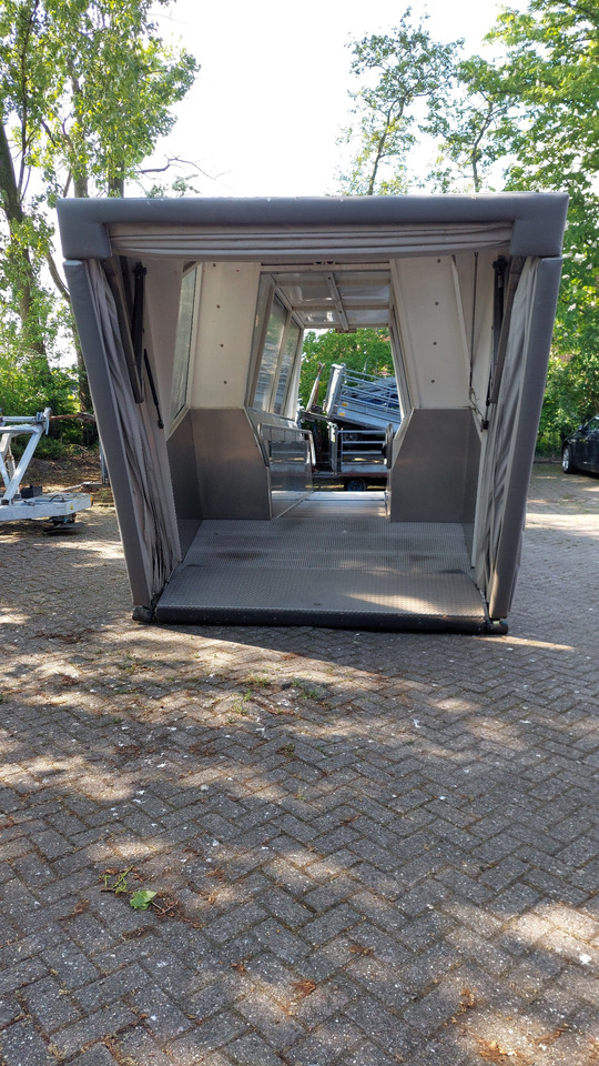 Passenger Stair SPS PTC-15 - Passagiertreppe: das Bild 2 Passenger Stair SPS PTC-15 - Passagiertreppe: das Bild 2