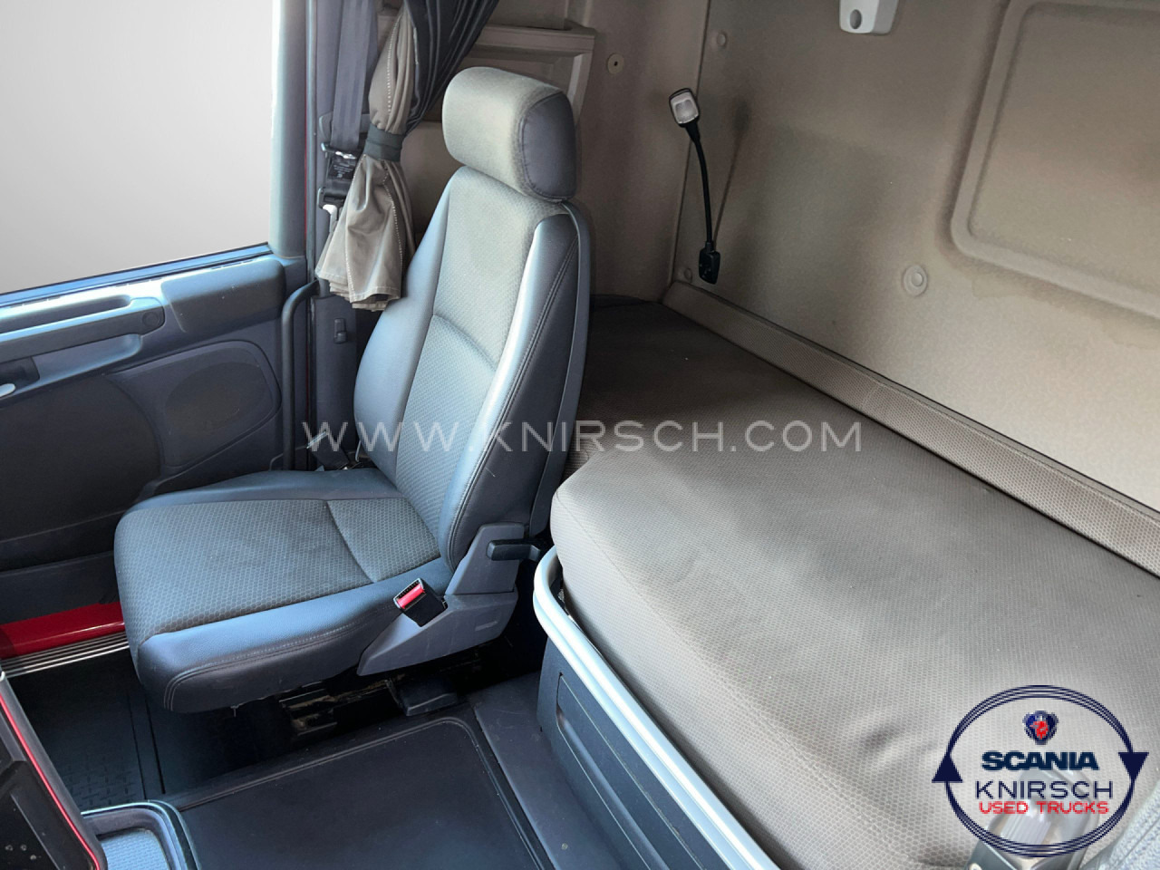 SCANIA R450A4X2NA PTO Hydraulik - Sattelzugmaschine: das Bild 5 SCANIA R450A4X2NA PTO Hydraulik - Sattelzugmaschine: das Bild 5