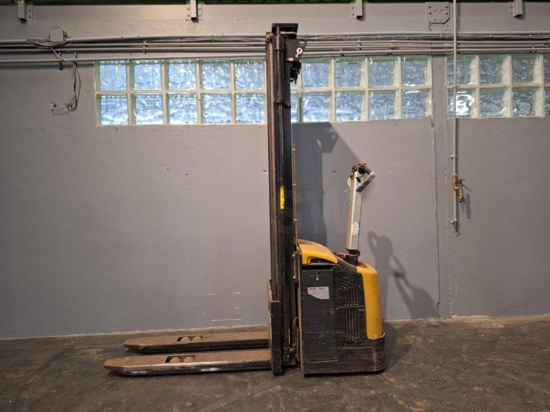 Caterpillar NSP16N - Hochhubwagen: das Bild 4 Caterpillar NSP16N - Hochhubwagen: das Bild 4