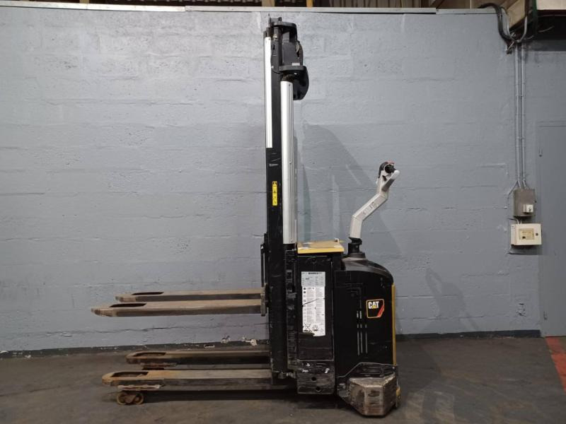 Caterpillar NSV16Ni - Hochhubwagen: das Bild 1 Caterpillar NSV16Ni - Hochhubwagen: das Bild 1