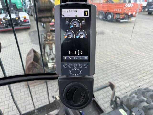 CAT M318D Mobilbagger *9.235 h *Schnellw. *Greifer - Mobilbagger: das Bild 3 CAT M318D Mobilbagger *9.235 h *Schnellw. *Greifer - Mobilbagger: das Bild 3