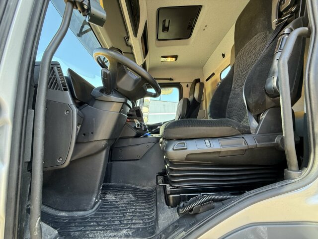 Mercedes-Benz ACTROS 2546 6x2 Abrollkip Kran Palfinger Q150Z95 - Abrollkipper, Autokran: das Bild 3 Mercedes-Benz ACTROS 2546 6x2 Abrollkip Kran Palfinger Q150Z95 - Abrollkipper, Autokran: das Bild 3