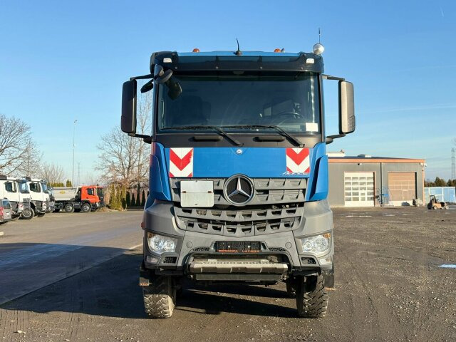 Mercedes-Benz AROCS 4145 8x8 EURO6 Muldenkipper - Kipper: das Bild 4 Mercedes-Benz AROCS 4145 8x8 EURO6 Muldenkipper - Kipper: das Bild 4