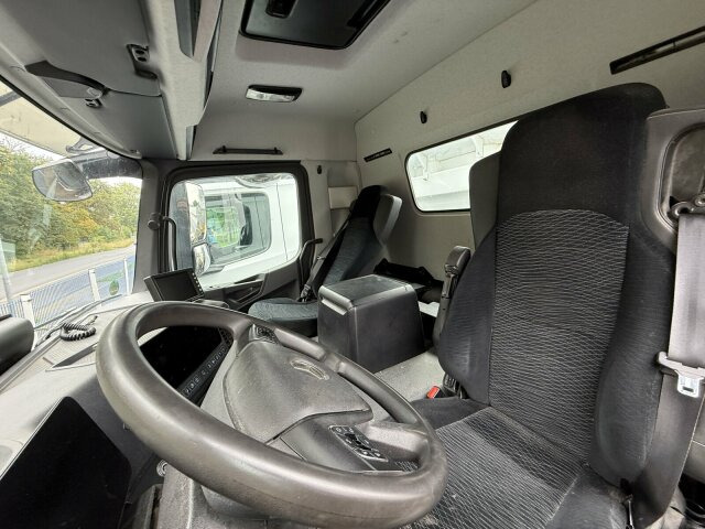 Kipper Mercedes-Benz AROCS 4145 8x8 Meiller Muldenkipper: das Bild 15 Kipper Mercedes-Benz AROCS 4145 8x8 Meiller Muldenkipper: das Bild 15