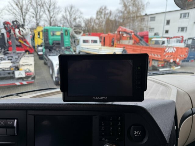 Mercedes-Benz Actros 4x2 Pritsche Plane Laderampe + Anhänger - Plane LKW: das Bild 5 Mercedes-Benz Actros 4x2 Pritsche Plane Laderampe + Anhänger - Plane LKW: das Bild 5