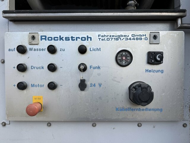 Mercedes-Benz Vario 818D Kanalreiniger Rockstroh Drain Jet 100 - Saug-/ Spülfahrzeug: das Bild 2 Mercedes-Benz Vario 818D Kanalreiniger Rockstroh Drain Jet 100 - Saug-/ Spülfahrzeug: das Bild 2