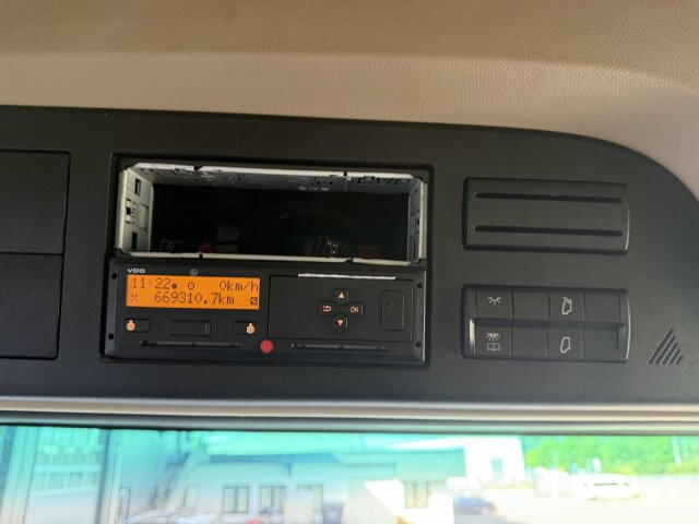 Mercedes-Benz Actros 1845 SZM 4x2 Retarder Kipph. - Sattelzugmaschine: das Bild 4 Mercedes-Benz Actros 1845 SZM 4x2 Retarder Kipph. - Sattelzugmaschine: das Bild 4