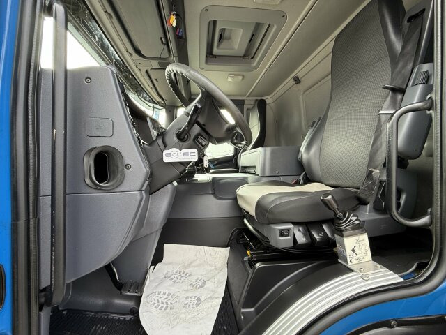 Scania P 410 8x4 Dreiseitenkipper DAUTEL - Kipper: das Bild 5 Scania P 410 8x4 Dreiseitenkipper DAUTEL - Kipper: das Bild 5