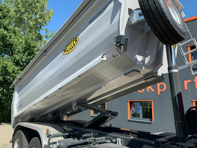 Scania P 420 8x4 Kipper Meiller 18,5m3 Euro 6 - Kipper: das Bild 3 Scania P 420 8x4 Kipper Meiller 18,5m3 Euro 6 - Kipper: das Bild 3