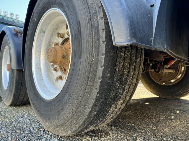 Schwarzmüller HS 3/E Langmaterial Holz 3 Achse 35.000 Kg - Holzauflieger: das Bild 4 Schwarzmüller HS 3/E Langmaterial Holz 3 Achse 35.000 Kg - Holzauflieger: das Bild 4