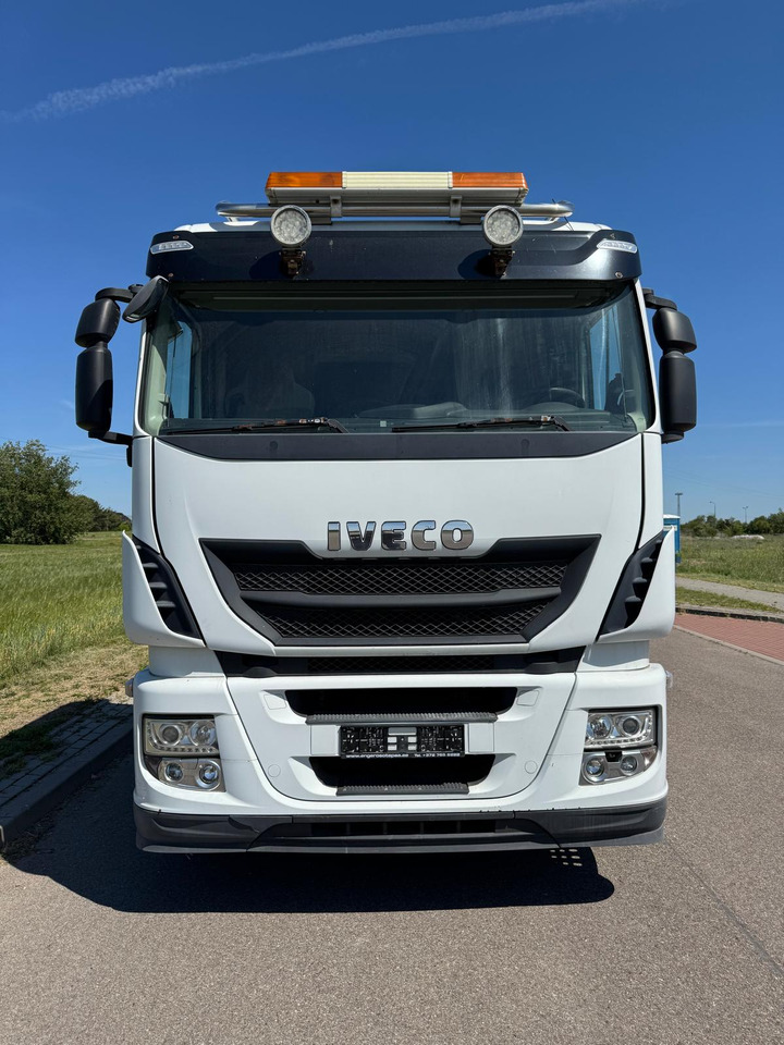 IVECO STRALIS 560 - Abrollkipper, Autokran: das Bild 3 IVECO STRALIS 560 - Abrollkipper, Autokran: das Bild 3