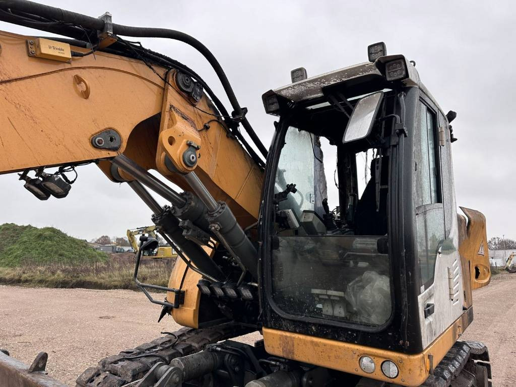 Liebherr 914 Compact for parts breaking dismantling - Kettenbagger: das Bild 5 Liebherr 914 Compact for parts breaking dismantling - Kettenbagger: das Bild 5