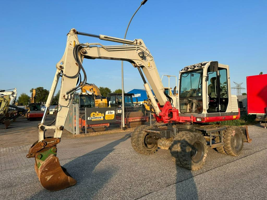 Takeuchi TB 175 W 8,7 ton. Klima Turbo 77 PS - Mobilbagger: das Bild 3 Takeuchi TB 175 W 8,7 ton. Klima Turbo 77 PS - Mobilbagger: das Bild 3