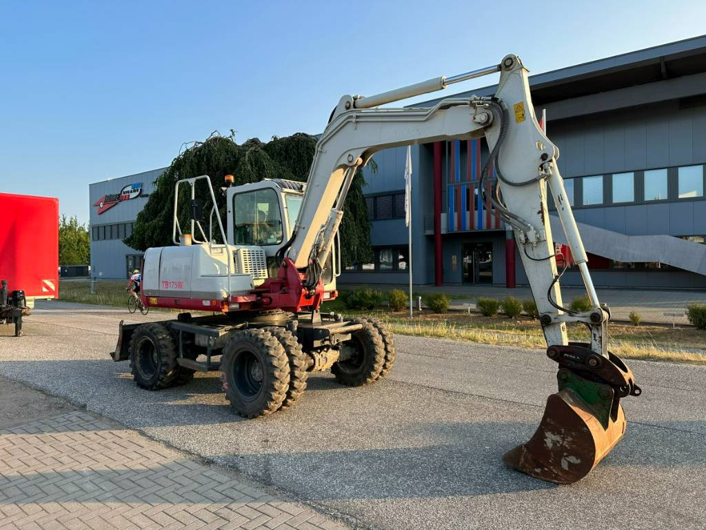 Takeuchi TB 175 W 8,7 ton. Klima Turbo 77 PS - Mobilbagger: das Bild 4 Takeuchi TB 175 W 8,7 ton. Klima Turbo 77 PS - Mobilbagger: das Bild 4
