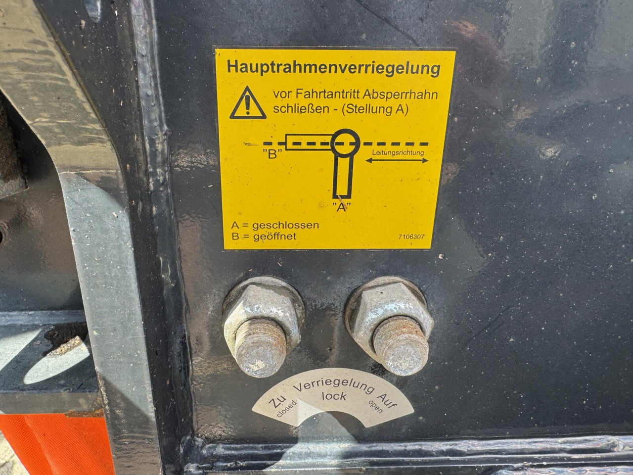 Doll LOGO H3L-14XL LOGO H3L-14XL, Liftachse, Nachlauflenkachse, teleskopierbar 9,4m-12,9 - Holzauflieger: das Bild 3 Doll LOGO H3L-14XL LOGO H3L-14XL, Liftachse, Nachlauflenkachse, teleskopierbar 9,4m-12,9 - Holzauflieger: das Bild 3