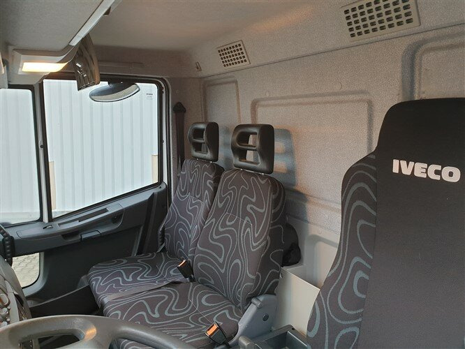 Koffer LKW EuroCargo ML140E28 4x2 EuroCargo ML140E28 4x2, 41 cbm: das Bild 5 Koffer LKW EuroCargo ML140E28 4x2 EuroCargo ML140E28 4x2, 41 cbm: das Bild 5