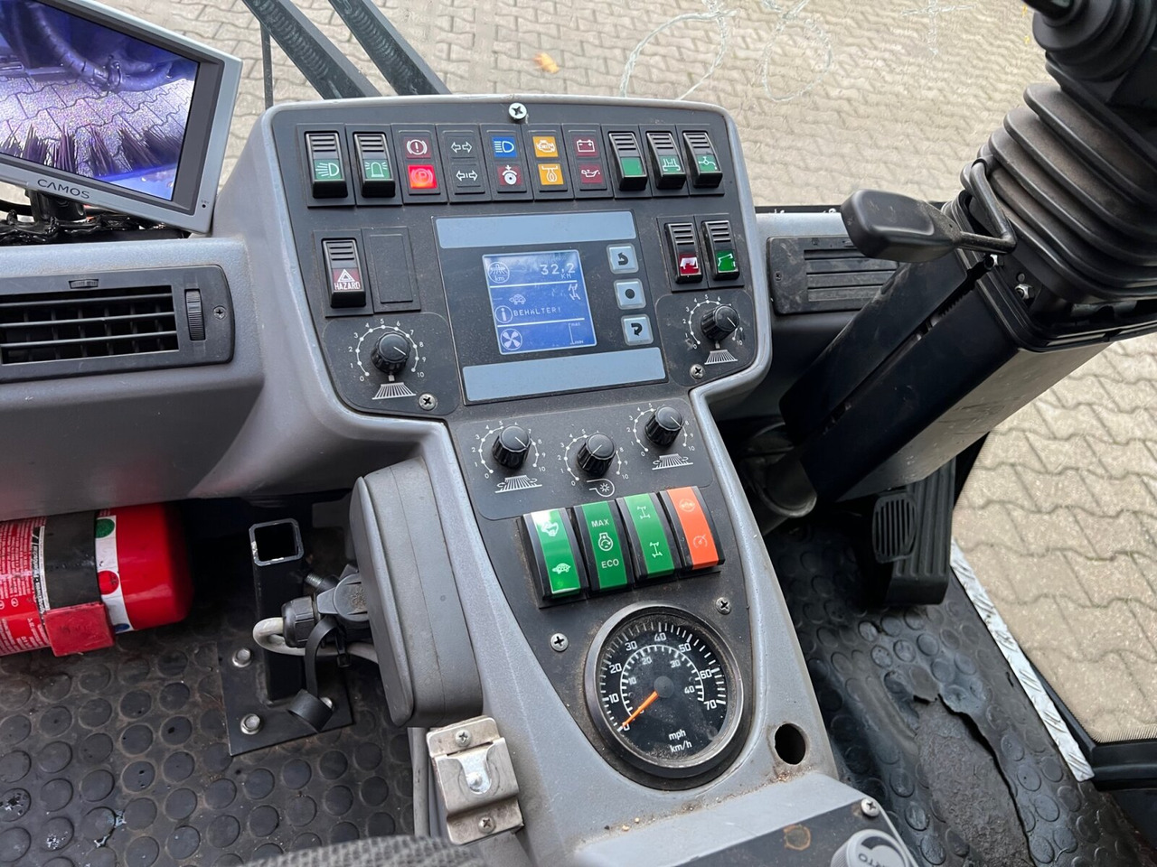 Hako Multicar Citymaster 2000 2B Kehrmaschine 4x2 Multicar Citymaster 2000 2B Kehrmaschine 4x2 - Kehrmaschine: das Bild 5 Hako Multicar Citymaster 2000 2B Kehrmaschine 4x2 Multicar Citymaster 2000 2B Kehrmaschine 4x2 - Kehrmaschine: das Bild 5