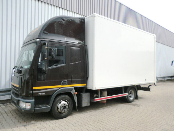 Iveco EuroCargo 75 E 17/4x2 EuroCargo 75 E 17/4x2, 6x VORHANDEN! - Koffer LKW: das Bild 1 Iveco EuroCargo 75 E 17/4x2 EuroCargo 75 E 17/4x2, 6x VORHANDEN! - Koffer LKW: das Bild 1