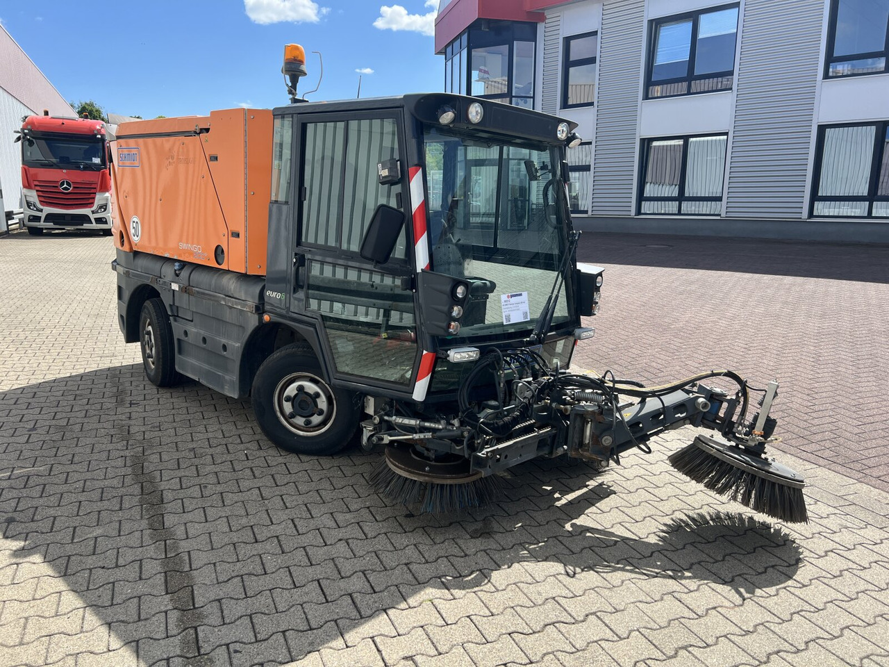 LKW Schmidt Swingo Compact 200 4x2 Swingo Compact 200 4x2, Kehrmaschine: das Bild 8
