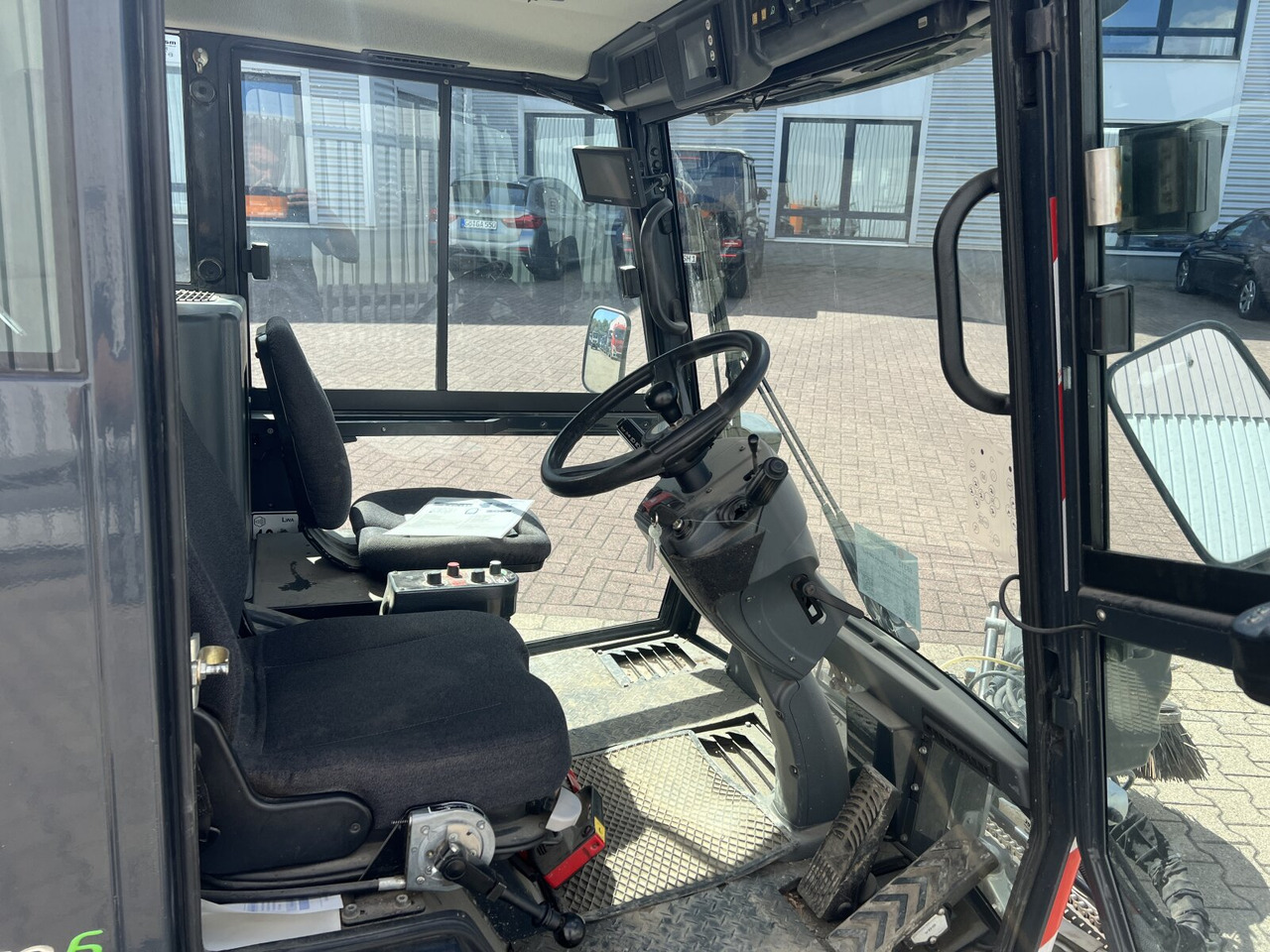 LKW Schmidt Swingo Compact 200 4x2 Swingo Compact 200 4x2, Kehrmaschine: das Bild 7