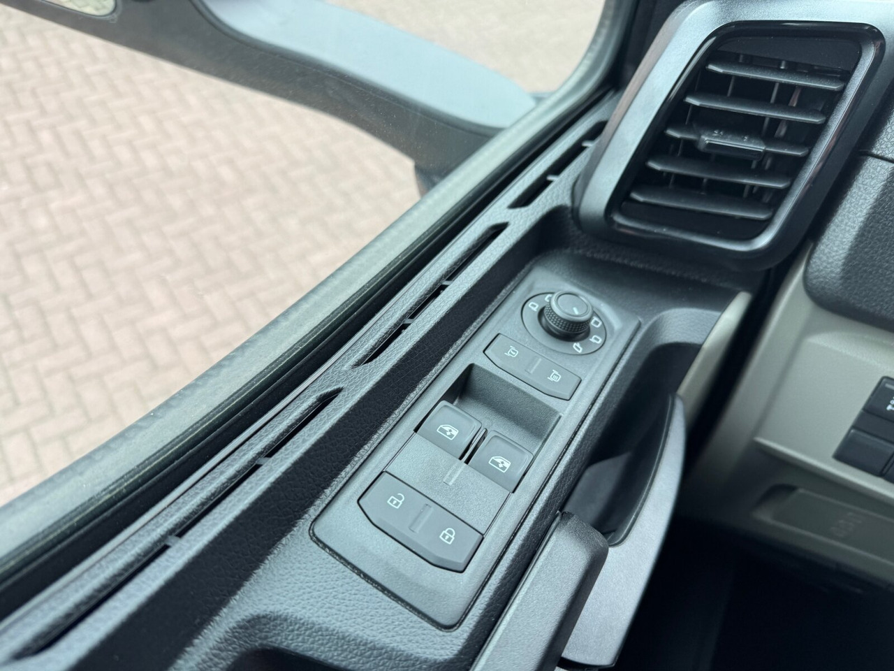 MAN TGS 33.440 BB 6x4 TGS 33.440 BB 6x4, Stahlmulde 12-16m³ - Muldenkipper/ Dumper: das Bild 4 MAN TGS 33.440 BB 6x4 TGS 33.440 BB 6x4, Stahlmulde 12-16m³ - Muldenkipper/ Dumper: das Bild 4