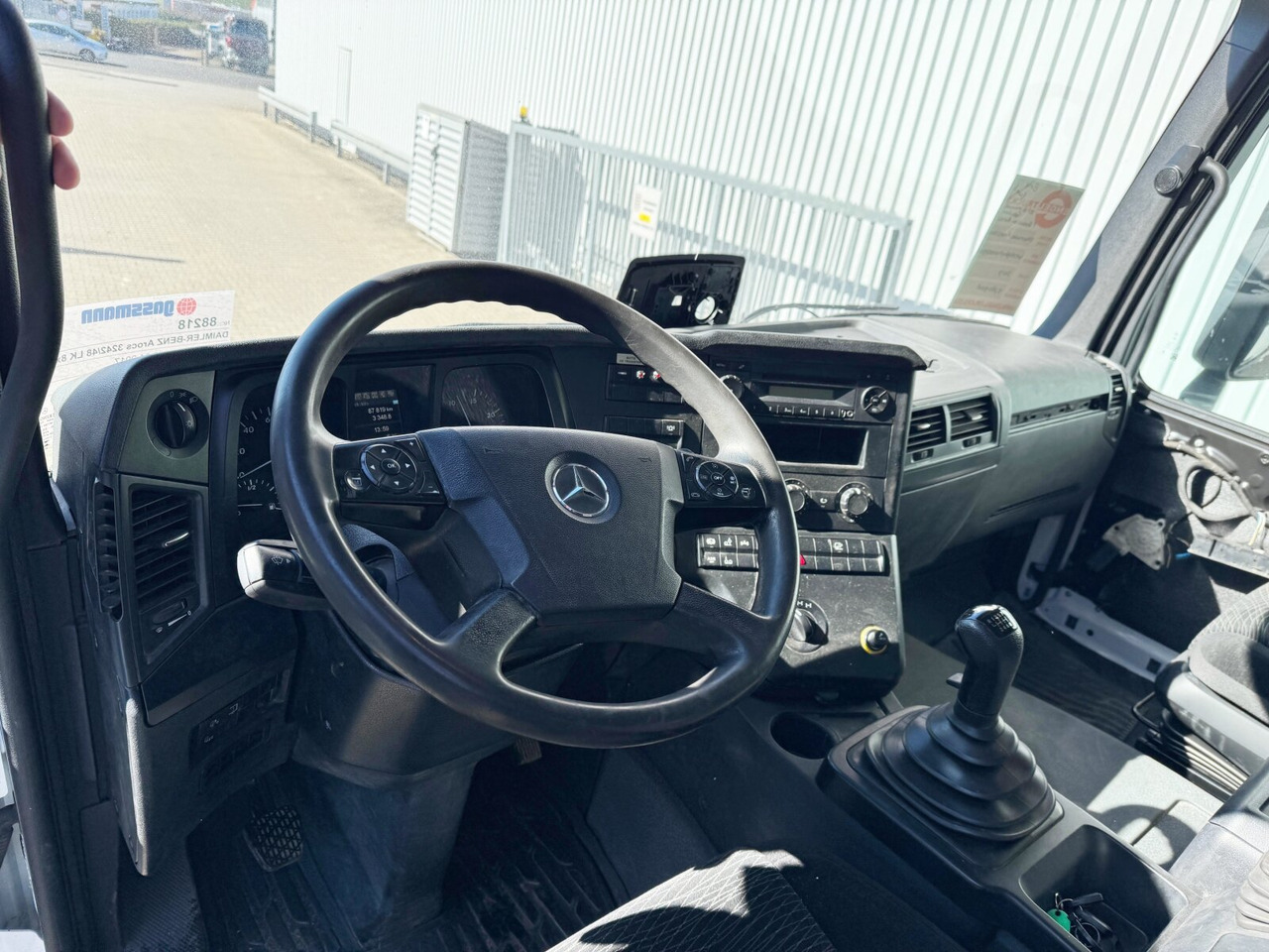 Mercedes-Benz Arocs 3242/48 LK 8x4/4 Arocs 3242/48 LK 8x4/4, Lenk-/Liftachse, Nebenantrieb - Fahrgestell LKW: das Bild 3 Mercedes-Benz Arocs 3242/48 LK 8x4/4 Arocs 3242/48 LK 8x4/4, Lenk-/Liftachse, Nebenantrieb - Fahrgestell LKW: das Bild 3