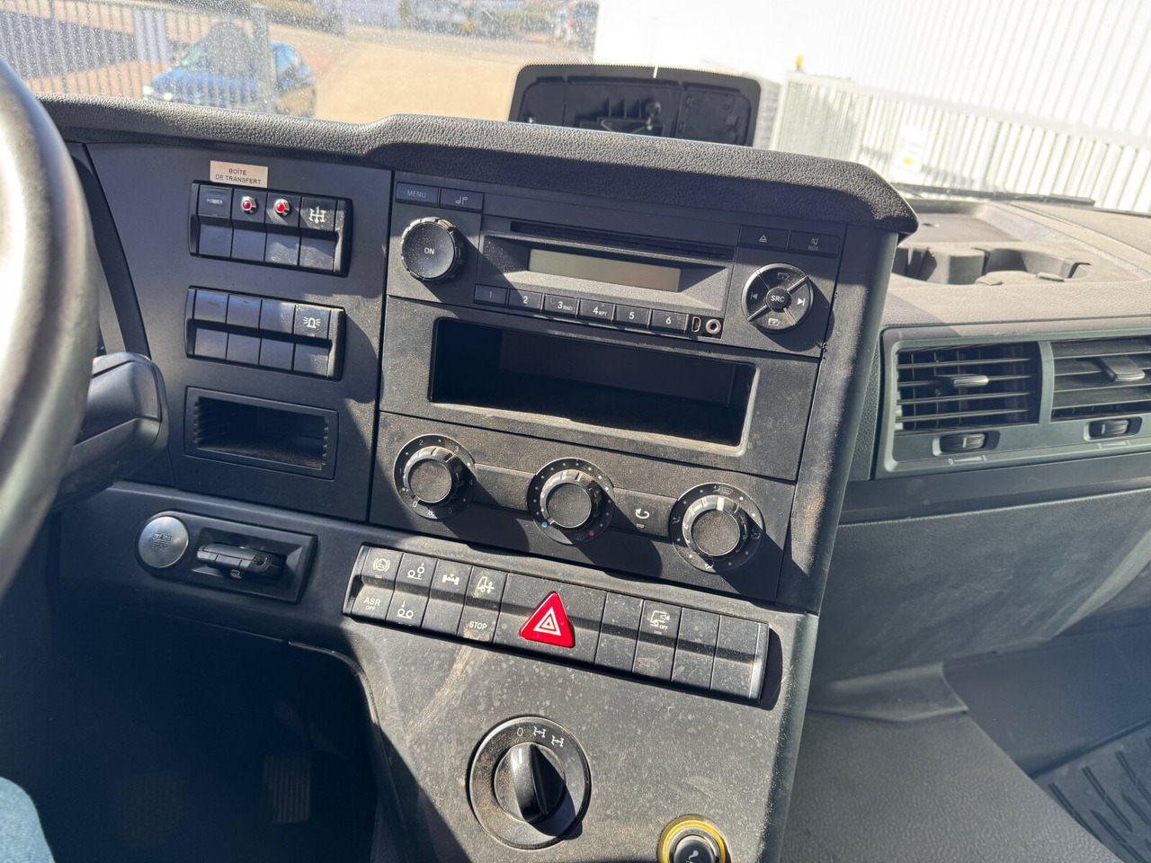 Mercedes-Benz Arocs 3242/48 LK 8x4/4 Arocs 3242/48 LK 8x4/4, Lenk-/Liftachse, Nebenantrieb - Fahrgestell LKW: das Bild 5 Mercedes-Benz Arocs 3242/48 LK 8x4/4 Arocs 3242/48 LK 8x4/4, Lenk-/Liftachse, Nebenantrieb - Fahrgestell LKW: das Bild 5