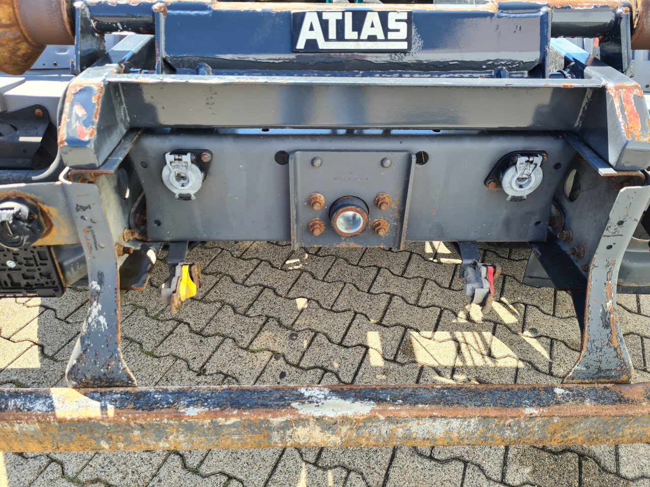 Mercedes-Benz Atego 815 K 4x2 Atego 815 K 4x2 - Abrollkipper: das Bild 5 Mercedes-Benz Atego 815 K 4x2 Atego 815 K 4x2 - Abrollkipper: das Bild 5