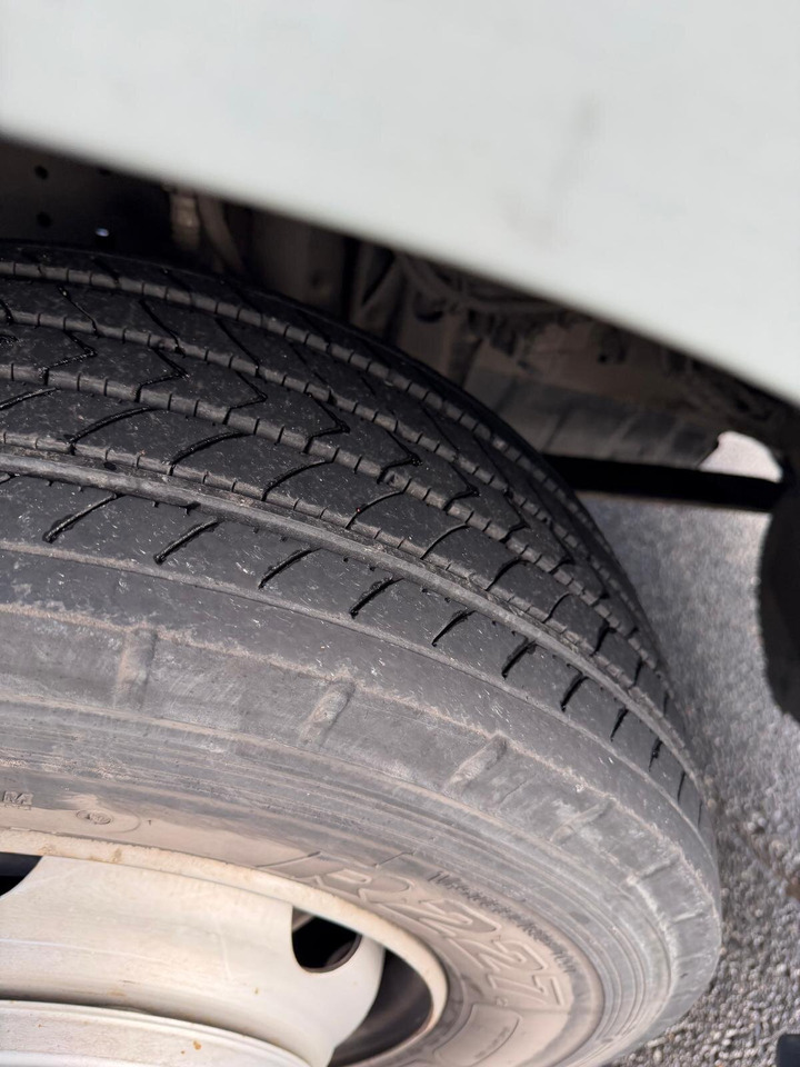 Mercedes-Benz Atego Atego 816 4 x 2 - Pritsche LKW: das Bild 3 Mercedes-Benz Atego Atego 816 4 x 2 - Pritsche LKW: das Bild 3