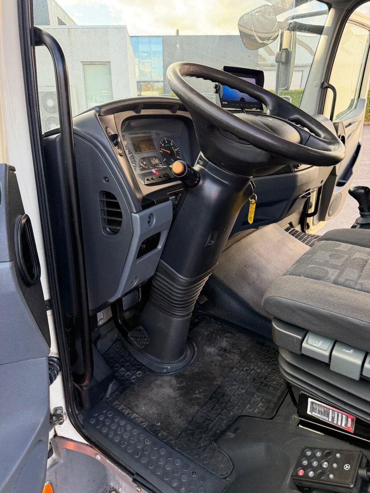 Mercedes-Benz Atego Atego 816 4 x 2 - Pritsche LKW: das Bild 5 Mercedes-Benz Atego Atego 816 4 x 2 - Pritsche LKW: das Bild 5